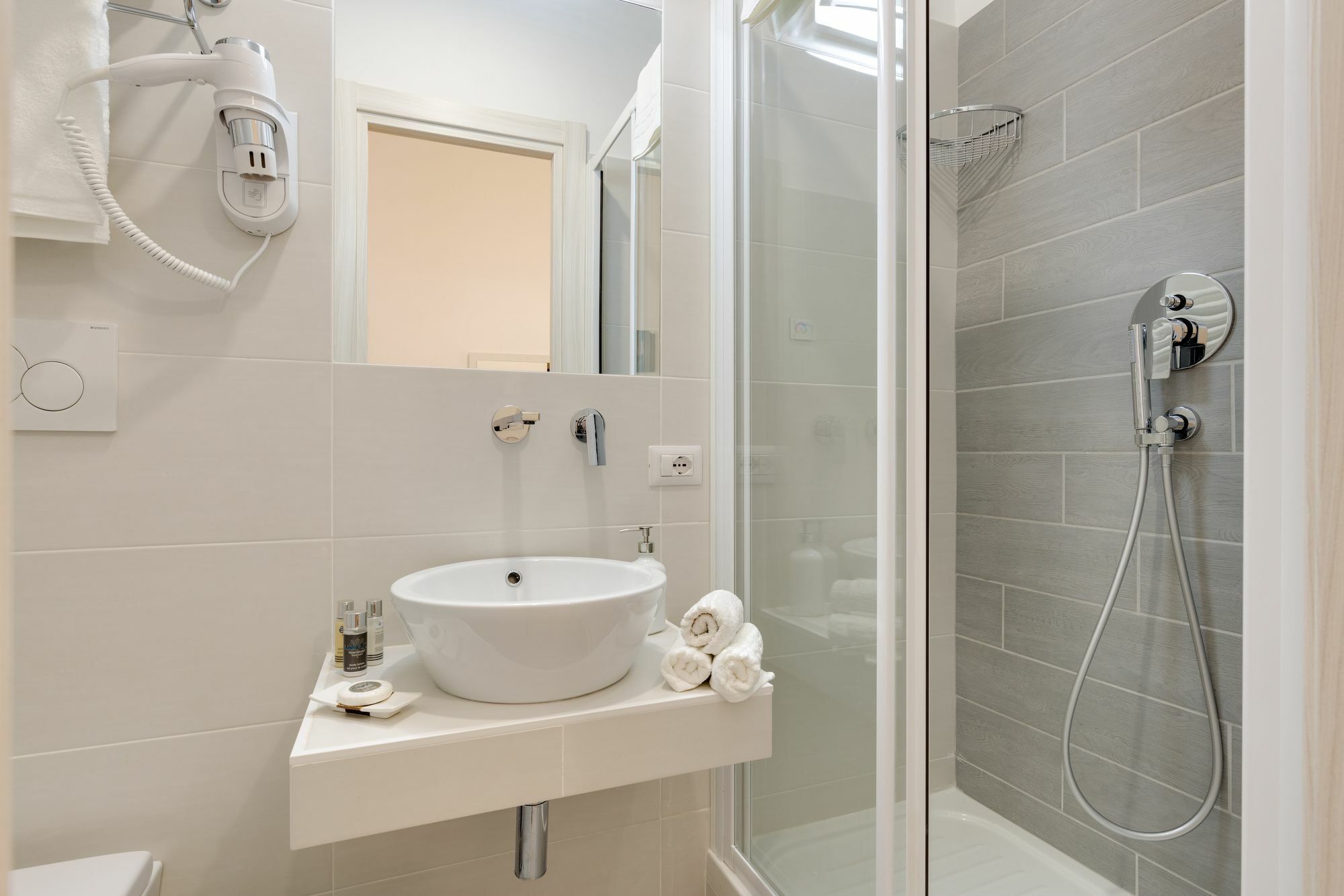 רומא Dolce Luxury Rooms מראה חיצוני תמונה